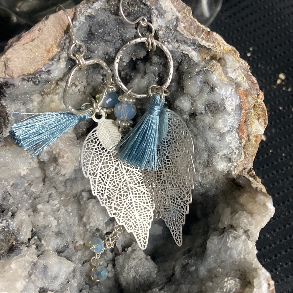 Silver tone Hoop Earrings with Leaves &Tassels 💕​ - Picture 3 of 3